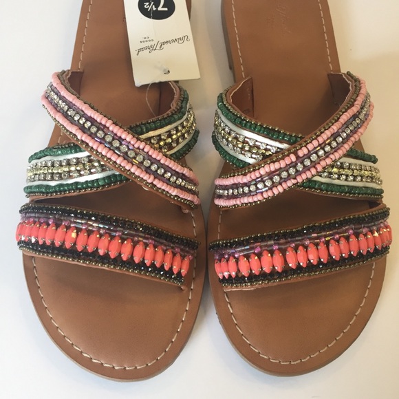 Universal Thread Zelma Beaded Slide Sandals - Picture 4 of 4